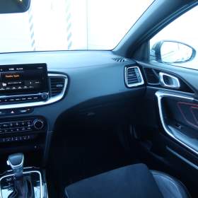 Foto inzerátu Kia Ceed 1.6 T-GDI GT