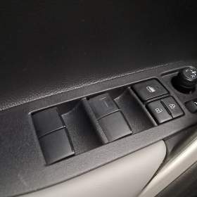 Foto inzerátu Toyota Corolla Cross 1.8 Hybrid