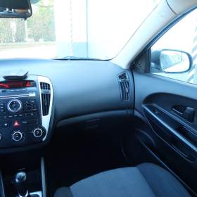 Foto inzerátu Kia Ceed 1.4 CVVT