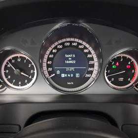 Foto inzerátu Mercedes E E 300 CDI