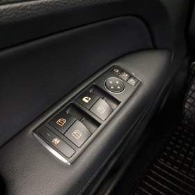 Foto inzerátu Mercedes E E 300 CDI