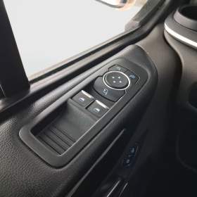 Foto inzerátu Ford Tourneo Custom 2.0 EcoBlue