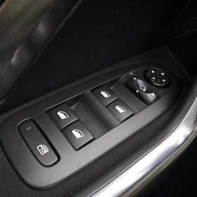Foto inzerátu Peugeot 2008 1.2 PureTech