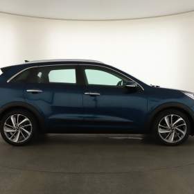 Foto inzerátu Kia Niro Hybrid