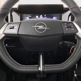 Foto inzerátu Opel Frontera 1.2 hybrid