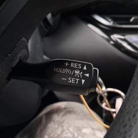 Foto inzerátu Toyota C-HR 1.2 Turbo