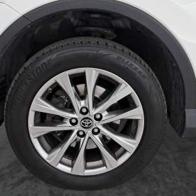 Foto inzerátu Toyota RAV 4 2.5 Hybrid