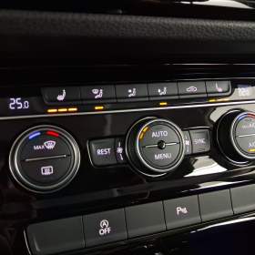 Foto inzerátu VW Touran 1.5 TSI