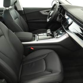 Foto inzerátu Audi Q8 55 TFSI