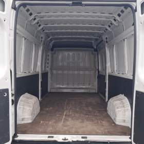 Foto inzerátu Peugeot Boxer 2.0 BlueHDi