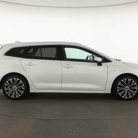 Foto inzerátu Toyota Corolla 1.8 Hybrid