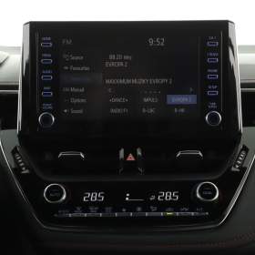 Foto inzerátu Toyota Corolla 1.8 Hybrid