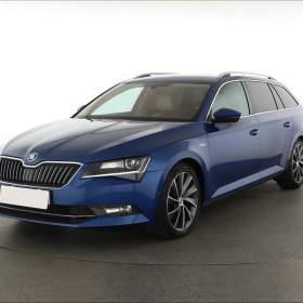 Foto inzerátu Skoda Superb 2.0 TDI 4x4