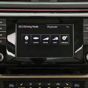 Foto inzerátu Skoda Superb 2.0 TDI 4x4