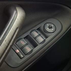 Foto inzerátu Ford S-Max 2.0 TDCi