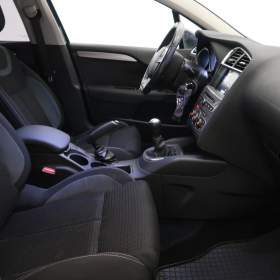 Foto inzerátu Citroen C4 1.2 PureTech