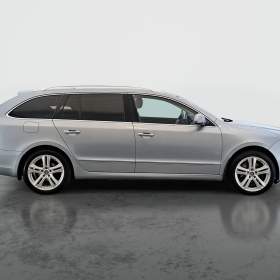Foto inzerátu Skoda Superb 2.0 TDI