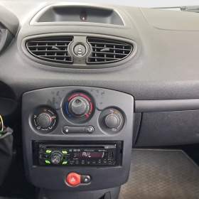 Foto inzerátu Renault Clio 1.2 16V