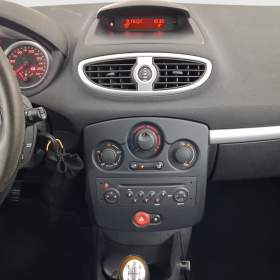 Foto inzerátu Renault Clio 1.2 16V