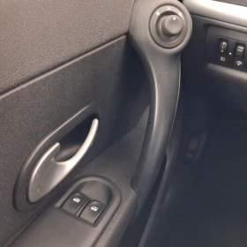 Foto inzerátu Renault Clio 1.2 16V
