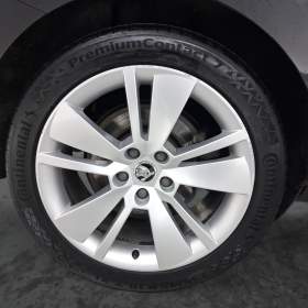Foto inzerátu Skoda Superb 2.0 TSI