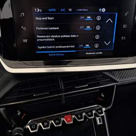 Foto inzerátu Peugeot 2008 1.2 PureTech