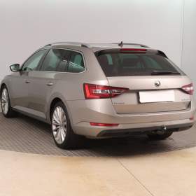 Foto inzerátu Skoda Superb 2.0 TDI