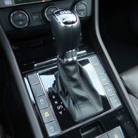 Foto inzerátu Skoda Superb 2.0 TDI