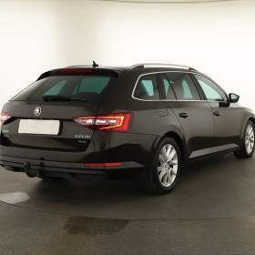 Foto inzerátu Skoda Superb 2.0 TDI