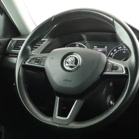Foto inzerátu Skoda Superb 2.0 TDI