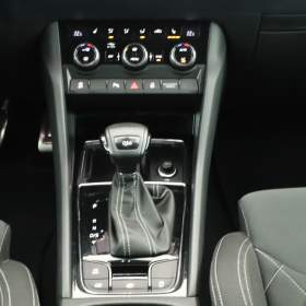Foto inzerátu Skoda Karoq 1.5 TSI