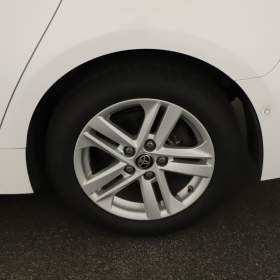 Foto inzerátu Toyota Corolla 1.8 Hybrid