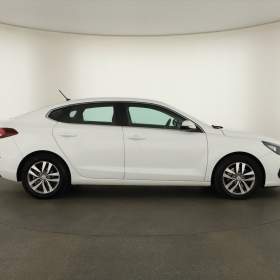 Foto inzerátu Hyundai i30 Fastback 1.6 CRDi