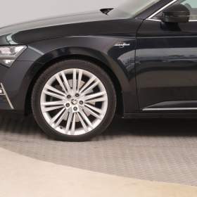 Foto inzerátu Skoda Superb 2.0 TSI
