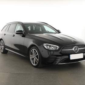 Mercedes E E 300 e 4MATIC / 19971842