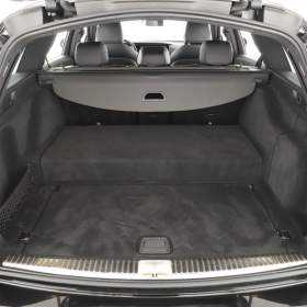 Foto inzerátu Mercedes E E 300 e 4MATIC
