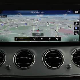 Foto inzerátu Mercedes E E 300 e 4MATIC