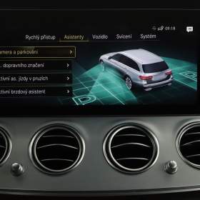 Foto inzerátu Mercedes E E 300 e 4MATIC