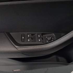 Foto inzerátu Skoda Karoq 1.6 TDI