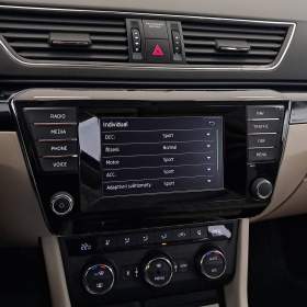 Foto inzerátu Skoda Superb 2.0 TDI 4x4