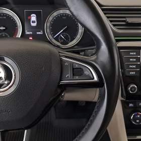 Foto inzerátu Skoda Superb 2.0 TDI 4x4