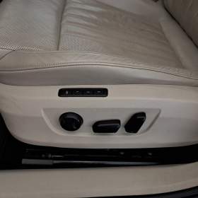 Foto inzerátu Skoda Superb 2.0 TDI 4x4