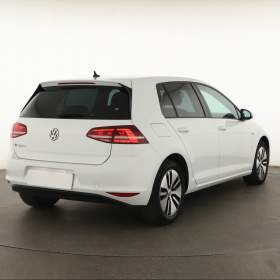 Foto inzerátu VW e-Golf 20.5 kWh - 25 Ah