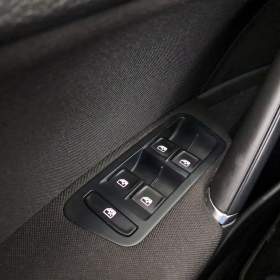 Foto inzerátu VW Golf 1.0 TSI