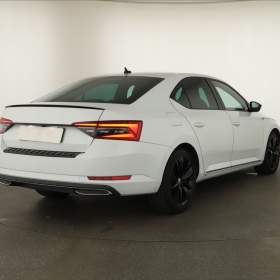 Foto inzerátu Skoda Superb 2.0 TDI