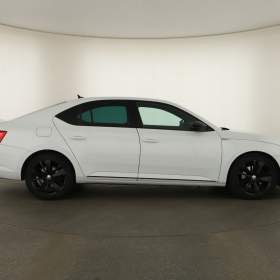 Foto inzerátu Skoda Superb 2.0 TDI
