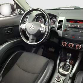 Foto inzerátu Mitsubishi Outlander 2.2 DI-D