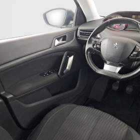 Foto inzerátu Peugeot 308 1.2 PureTech