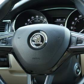 Foto inzerátu Skoda Superb 2.0 TDI