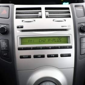 Foto inzerátu Toyota Yaris 1.3